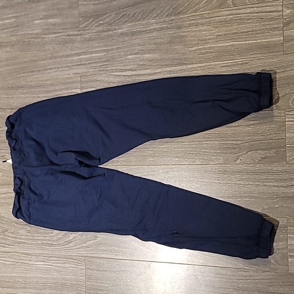Lululemon joggers - Picture 2 of 5